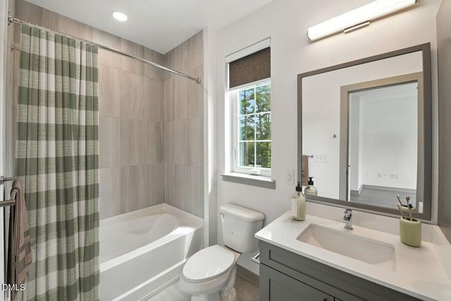 1000 Martin Luther King Junior Boulevard B7, Chapel Hill, NC 27514