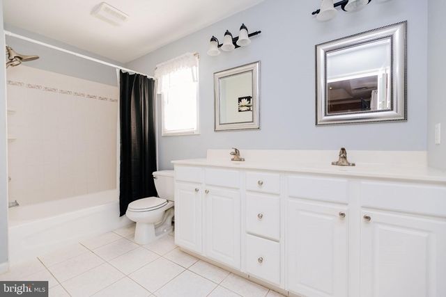 72 THORNRIDGE DR, Levittown, PA 19054