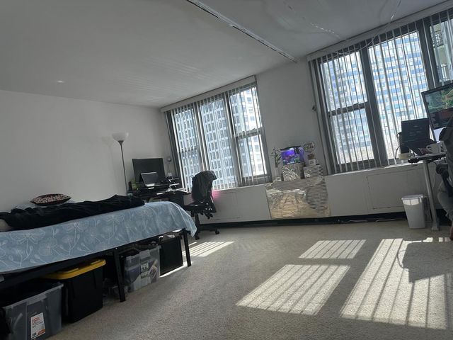 400 E RANDOLPH Street 921, Chicago, IL 60601