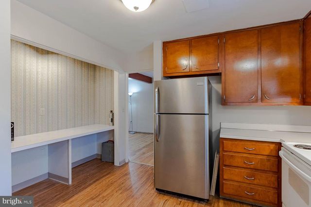 712 D W BEAVER AVE, State College, PA 16801