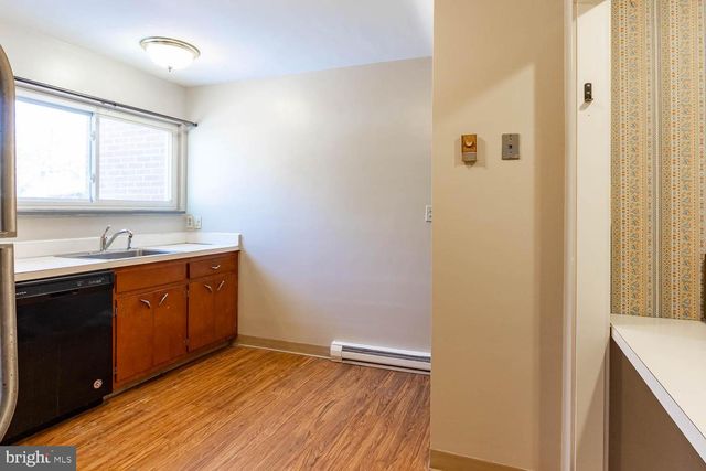 712 D W BEAVER AVE, State College, PA 16801