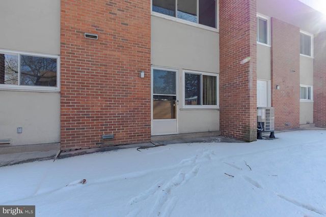 712 D W BEAVER AVE, State College, PA 16801