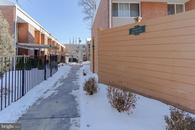 712 D W BEAVER AVE, State College, PA 16801