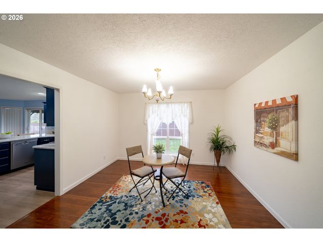 312 Sw CASCADE MEADOW Dr, Sublimity, OR 97385