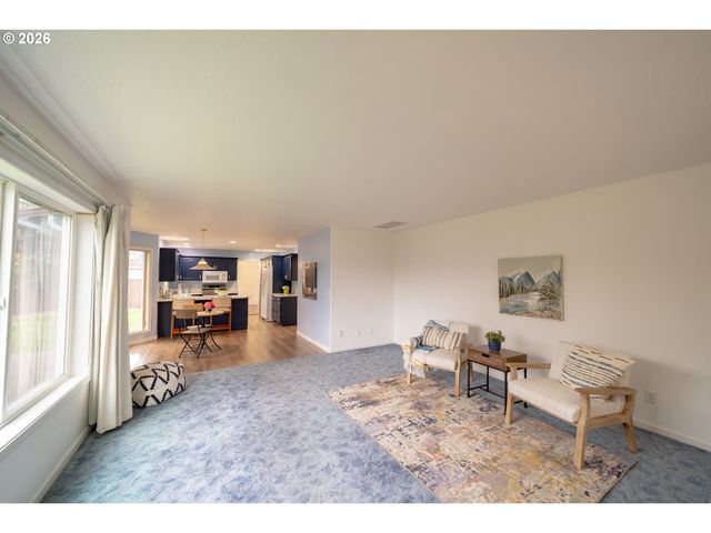 312 Sw CASCADE MEADOW Dr, Sublimity, OR 97385