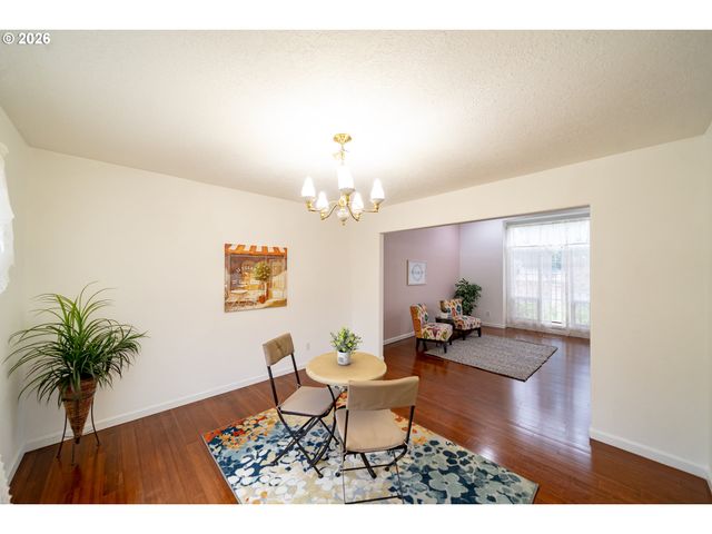 312 Sw CASCADE MEADOW Dr, Sublimity, OR 97385