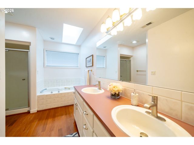 312 Sw CASCADE MEADOW Dr, Sublimity, OR 97385