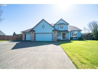 312 Sw CASCADE MEADOW Dr, Sublimity, OR 97385