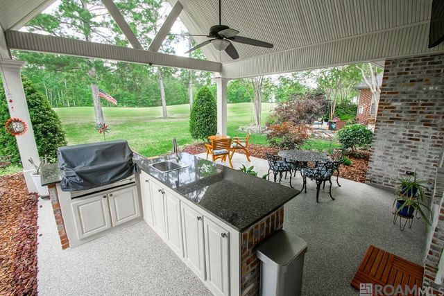 23745 Carter Trace, Springfield, LA 70462