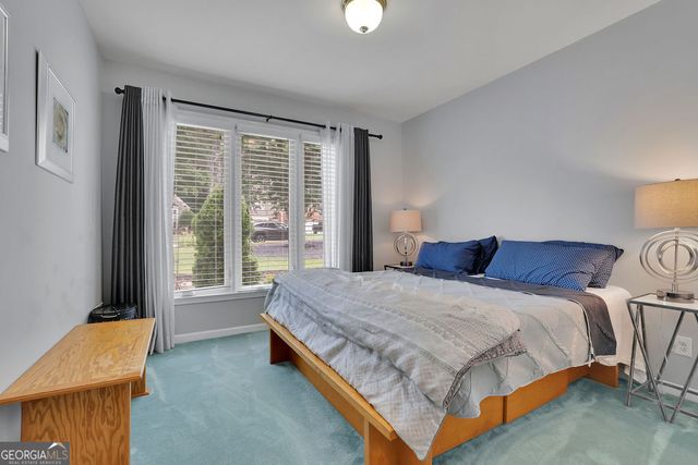 330 Shady River Trce, Roswell, GA 30007