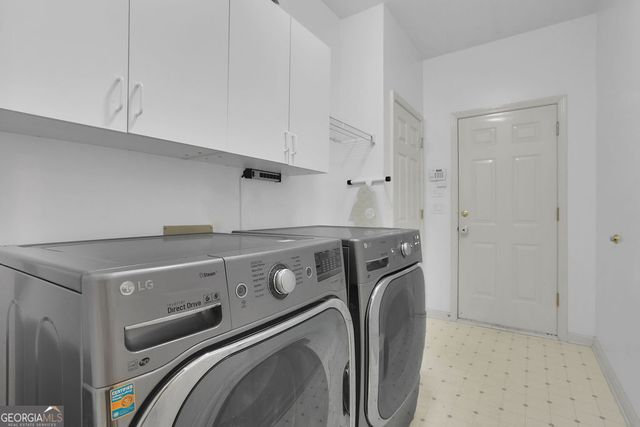 330 Shady River Trce, Roswell, GA 30007