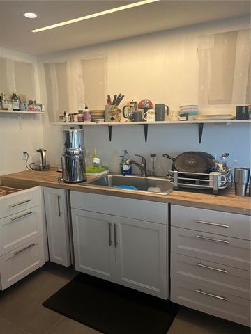 4207 BAIRD STREET, Sarasota, FL 34232