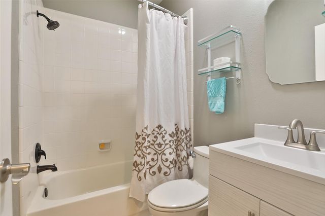 803 Epperson Way Court, Sugar Land, TX 77479