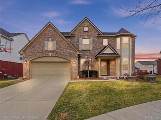 6731 Twickenham, Shelby Charter Township, MI 48317