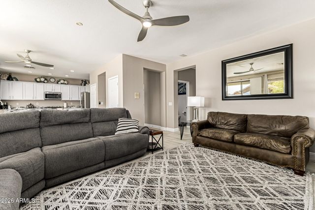 40249 N FAITH Lane, Anthem, AZ 85086