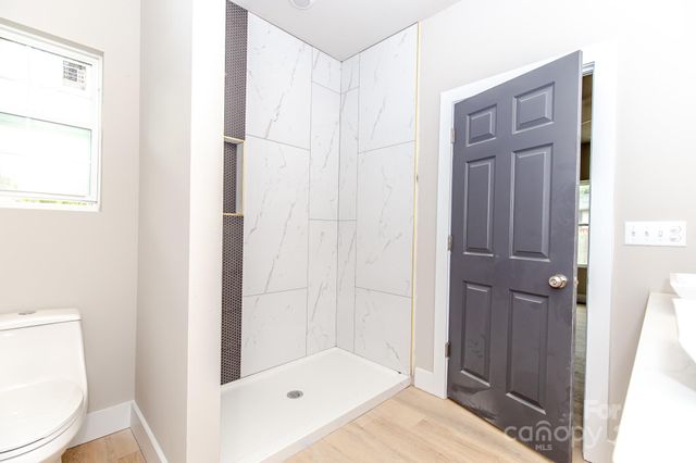 2350 14th Street Court NE, Hickory, NC 28601