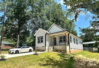 2350 14th Street Court NE, Hickory, NC 28601