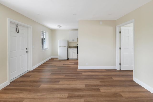 901 N F Street 8, Lake Worth Beach, FL 33460