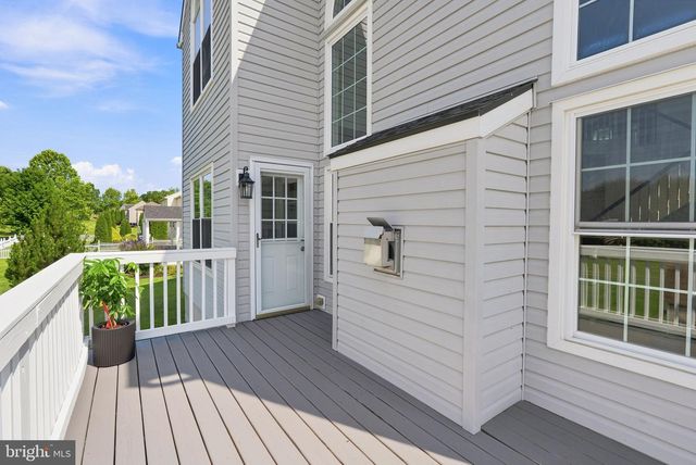 21 N DANBURY CIR, Coatesville, PA 19320