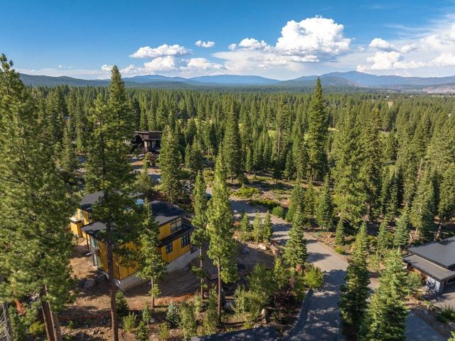 9321 Nine Bark Road, Truckee, CA 96161