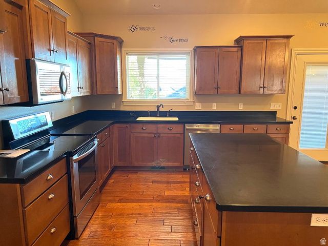 1211 GRANDVIEW DR, Providence, UT 84332