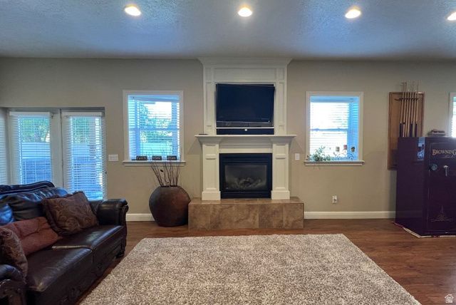 1211 GRANDVIEW DR, Providence, UT 84332