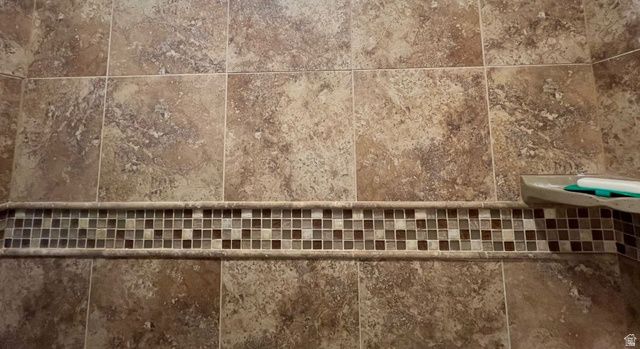 1211 GRANDVIEW DR, Providence, UT 84332