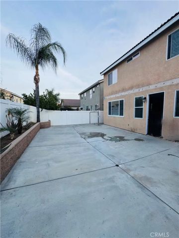 356 Camino De La Luna, Perris, CA 92571