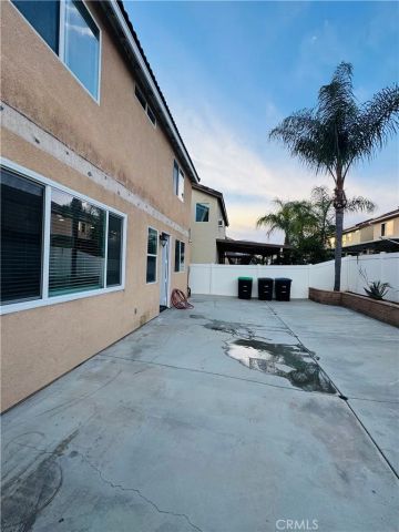 356 Camino De La Luna, Perris, CA 92571