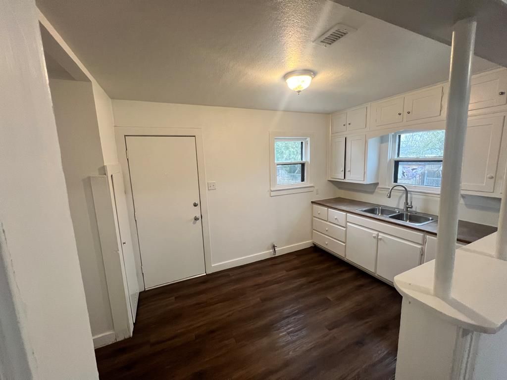 1005 Bluebonnet Ave, Big Spring, TX 79720