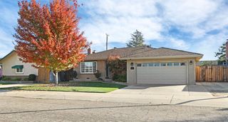 18 Benson Dr, Lodi, CA 95242