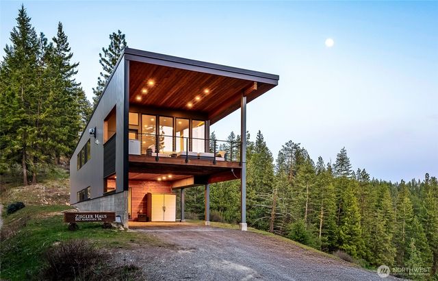 1912 Alpenview Drive, Leavenworth, WA 98826