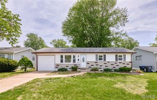 1900 Violet Drive, Florissant, MO 63031