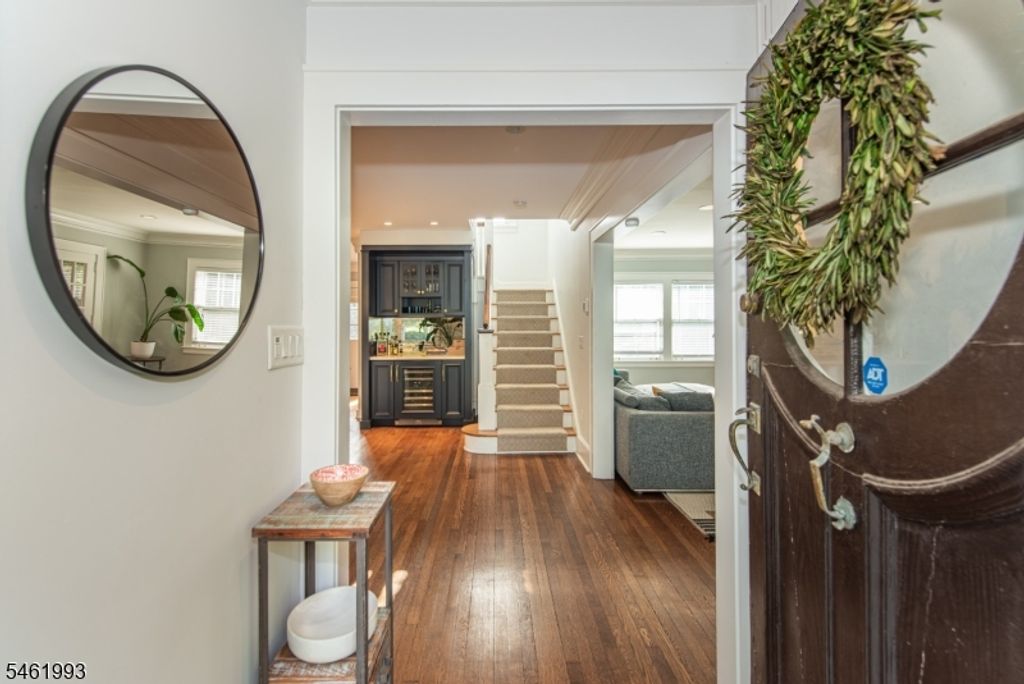 331 Grove St, Montclair Twp., NJ 07042 — photo 5