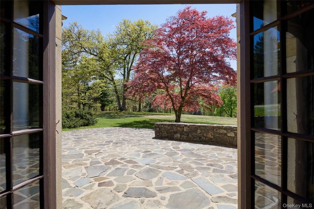 14 Castleton Drive, Highland Mills, NY 10930