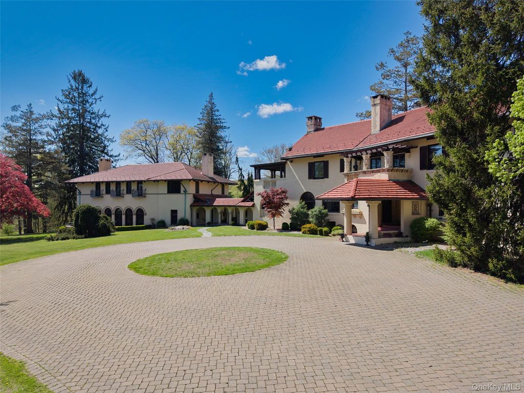 14 Castleton Drive, Highland Mills, NY 10930