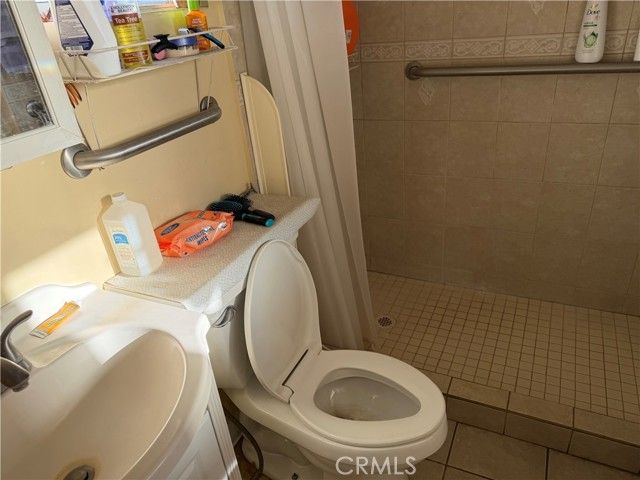 1439 W Kiama, Anaheim, CA 92802