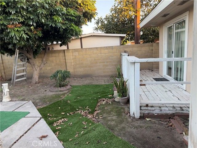 1439 W Kiama, Anaheim, CA 92802