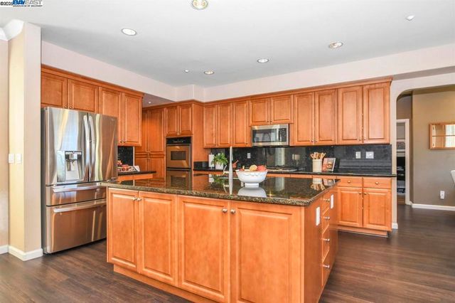 1461 Majestic Ln, Brentwood, CA 94513