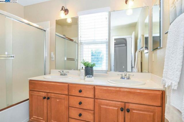 1461 Majestic Ln, Brentwood, CA 94513