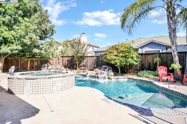 1461 Majestic Ln, Brentwood, CA 94513