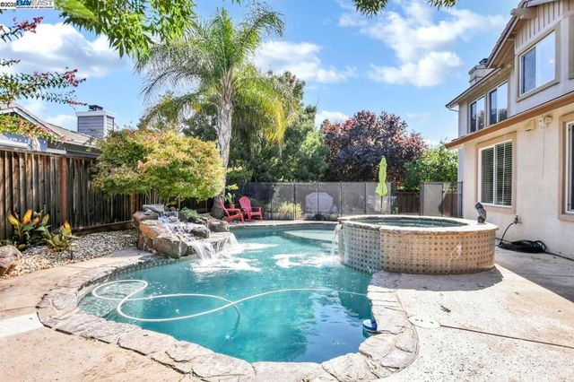 1461 Majestic Ln, Brentwood, CA 94513