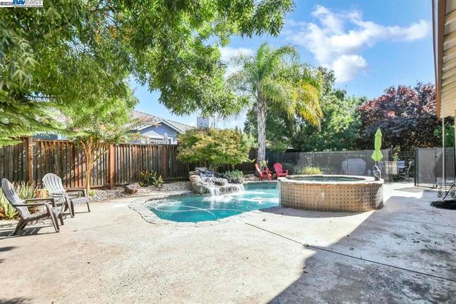 1461 Majestic Ln, Brentwood, CA 94513