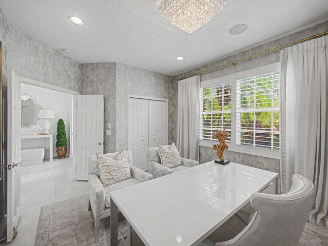 6620 NW 42nd Way, Boca Raton, FL 33496