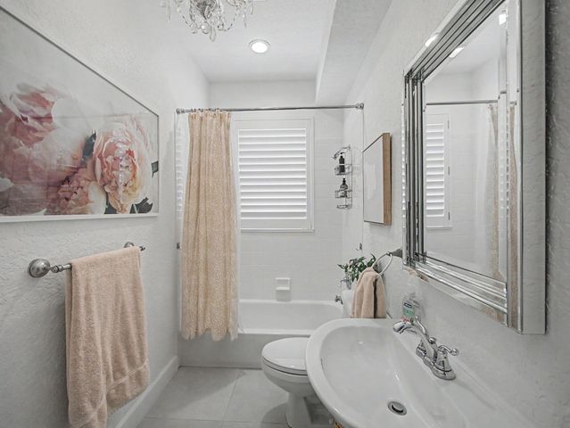 6620 NW 42nd Way, Boca Raton, FL 33496