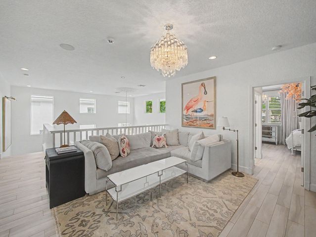 6620 NW 42nd Way, Boca Raton, FL 33496
