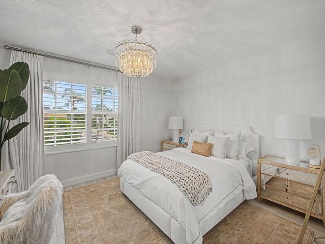 6620 NW 42nd Way, Boca Raton, FL 33496