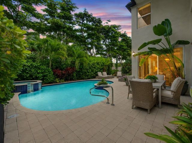 6620 NW 42nd Way, Boca Raton, FL 33496