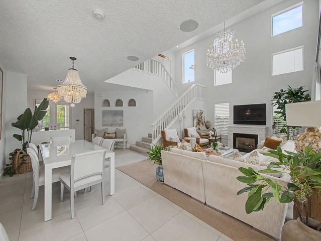 6620 NW 42nd Way, Boca Raton, FL 33496