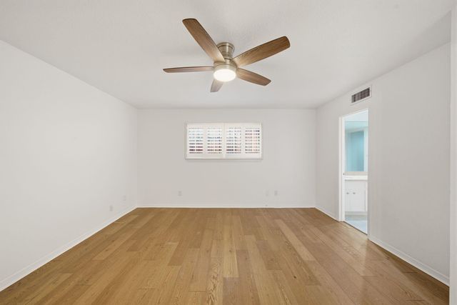 2219 Nantucket Drive, Houston, TX 77057